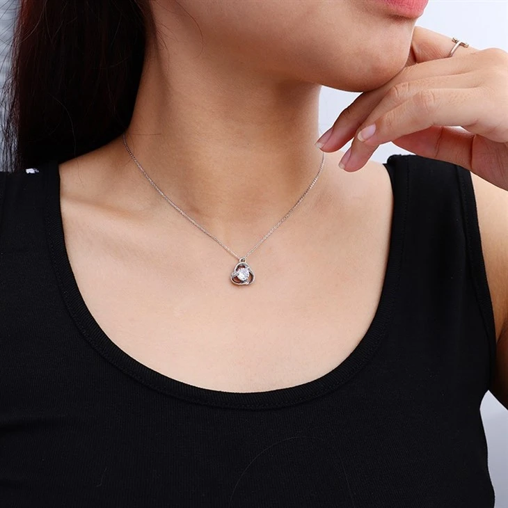 Stainless Steel Triple Loop Heart Rhinestone Pendant Necklace high quality